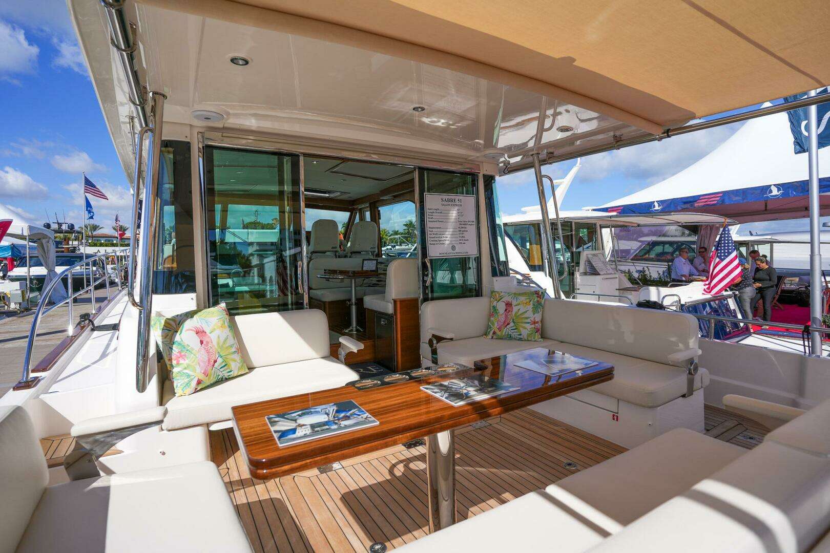 2027 Sabre 51 Salon Express - Image 12