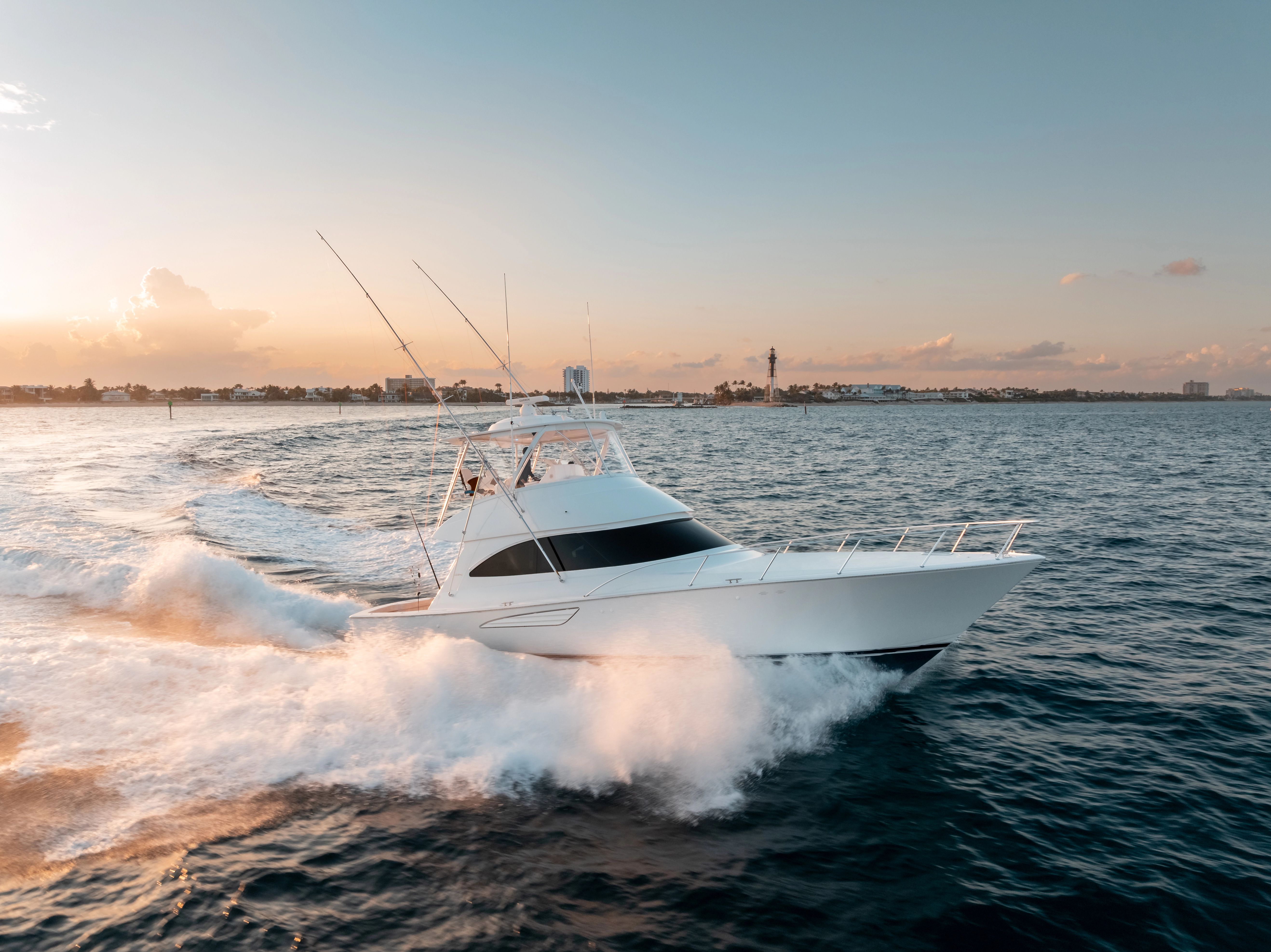 2025 Viking 48 Convertible
