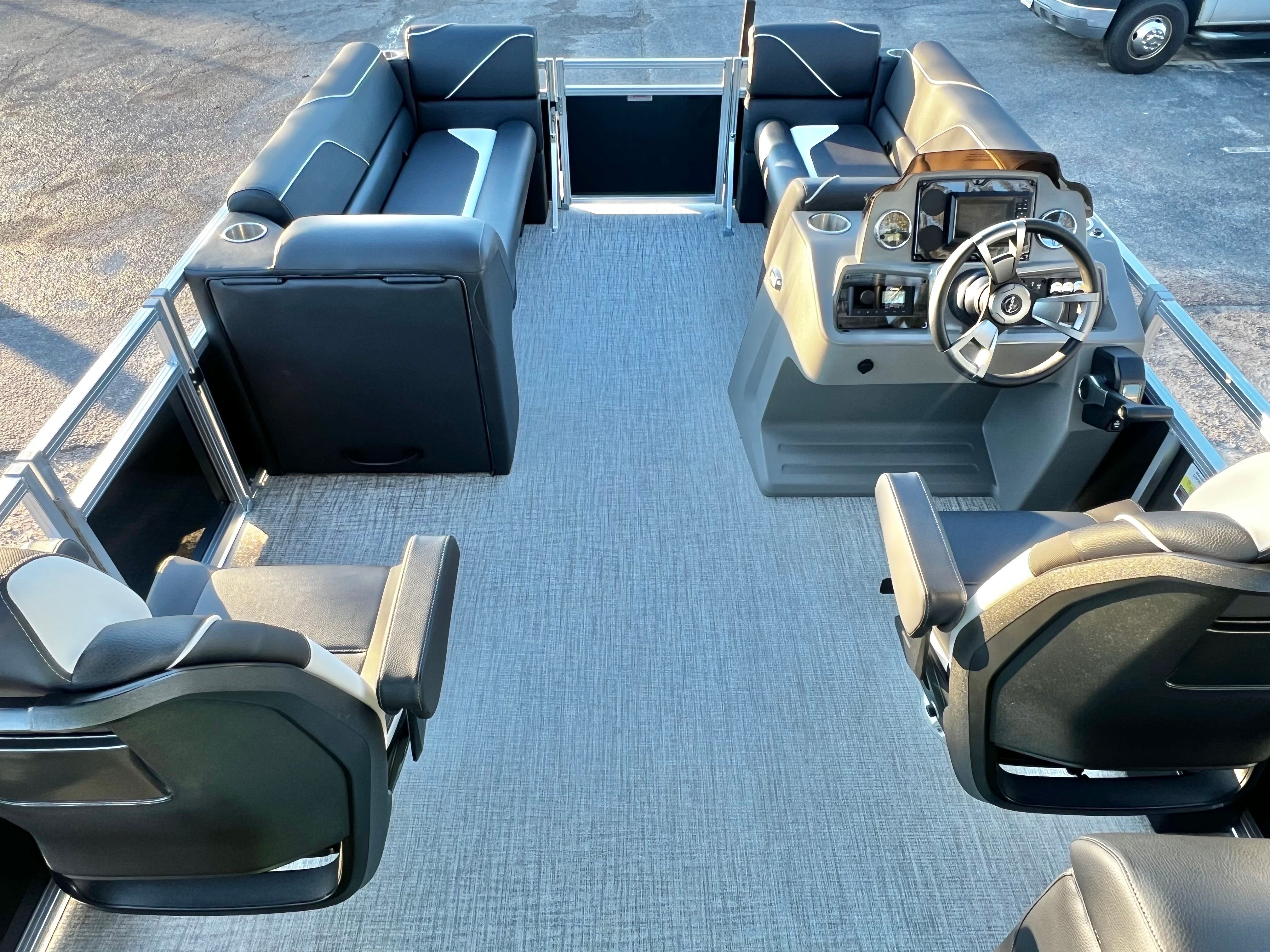 2026 Avalon Venture 21' Quad Lounge - 20