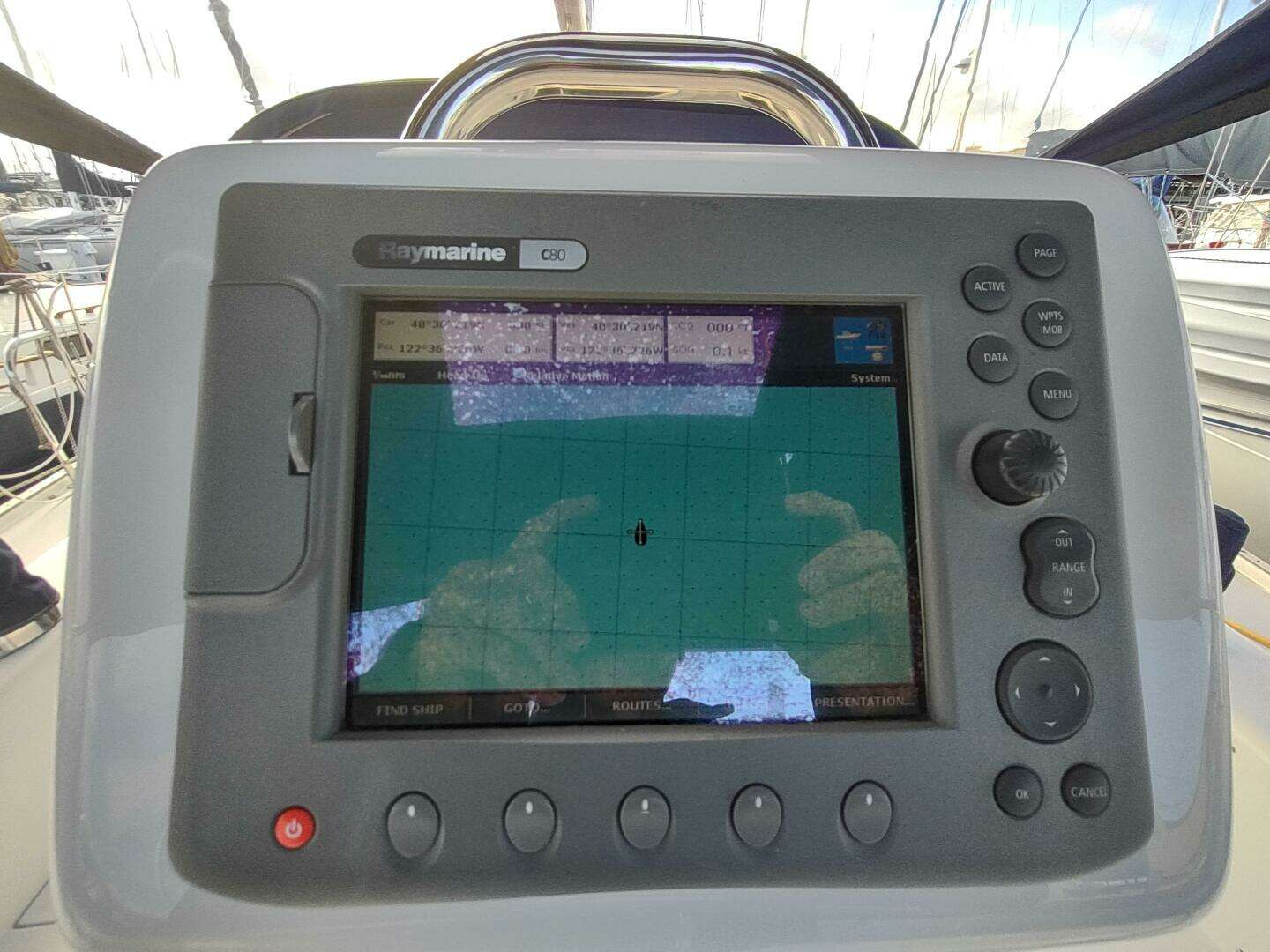 2005 Catalina 42 MKII - Image 16