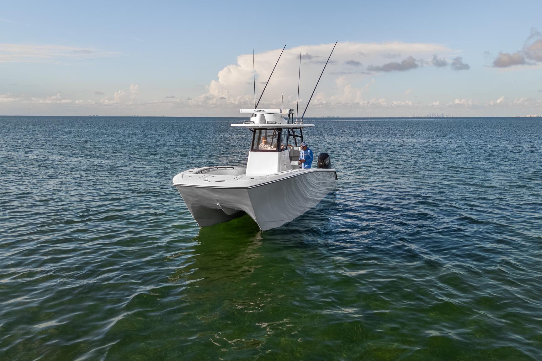 2027 SeaHunter 32 CTS