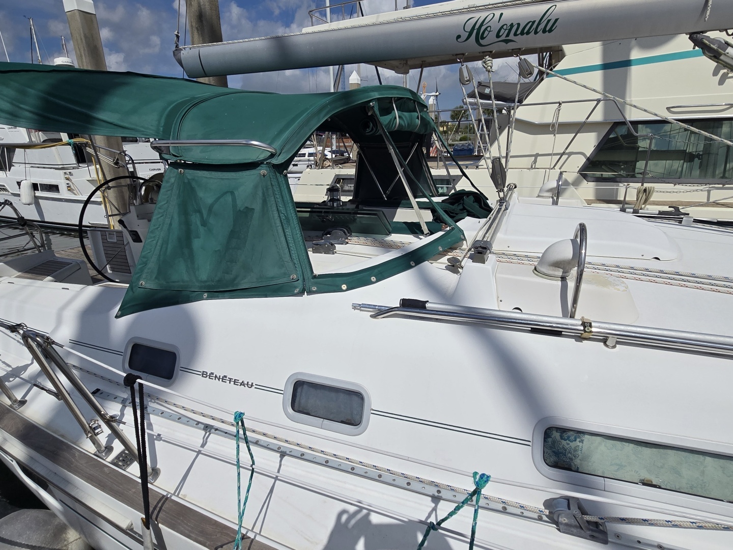 2004 Beneteau 423 - Image 14