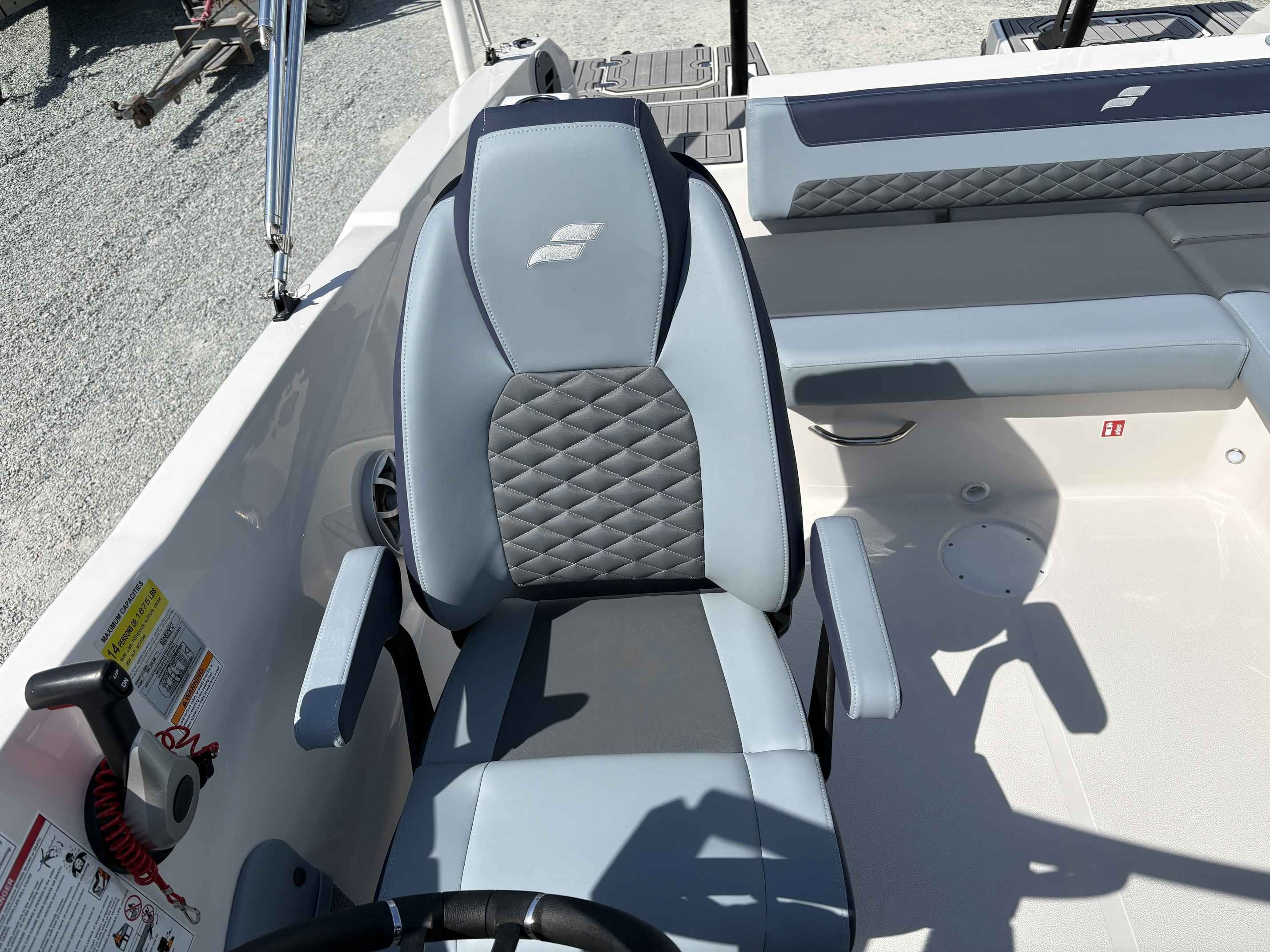 2026 Starcraft SVX 210 OB - 11