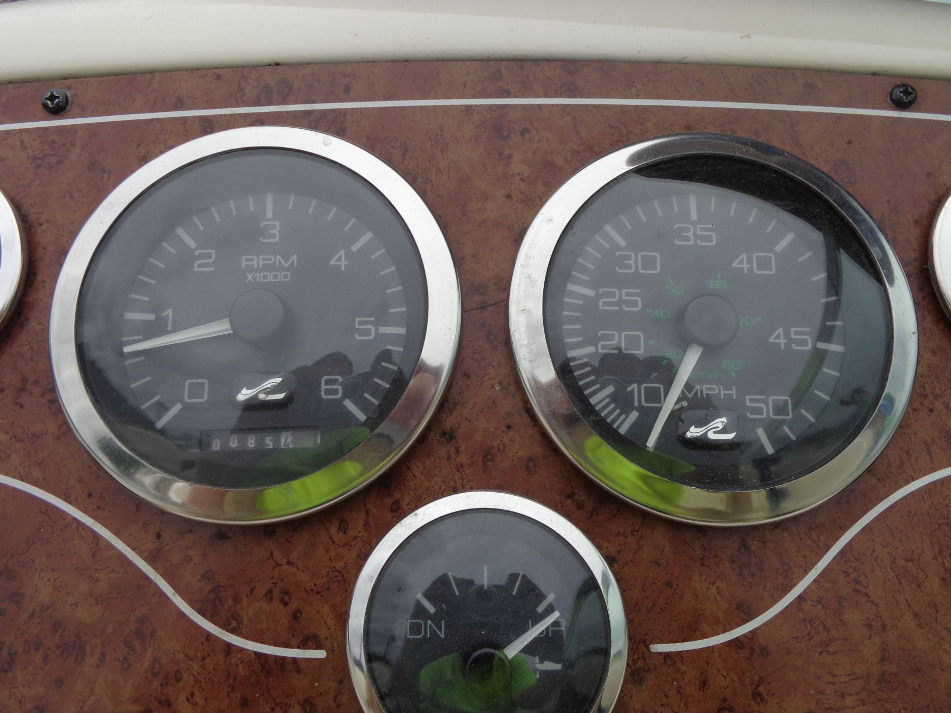 1999 Sea Ray Express Cruiser - 29