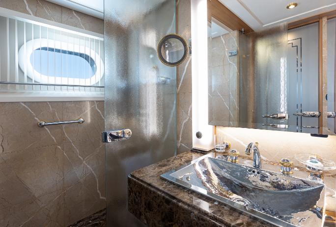 Twin Guest Stateroom Bath