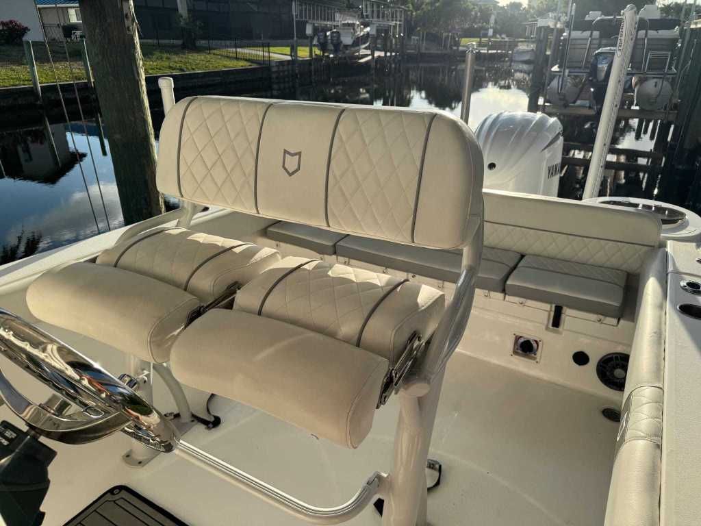2024 Sea Fox 248 Side Console - 5