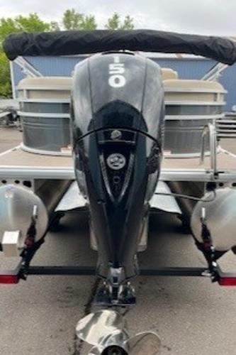2024 Sun Tracker Party Barge 24 DLX pontoon boat with 150 HP engine.