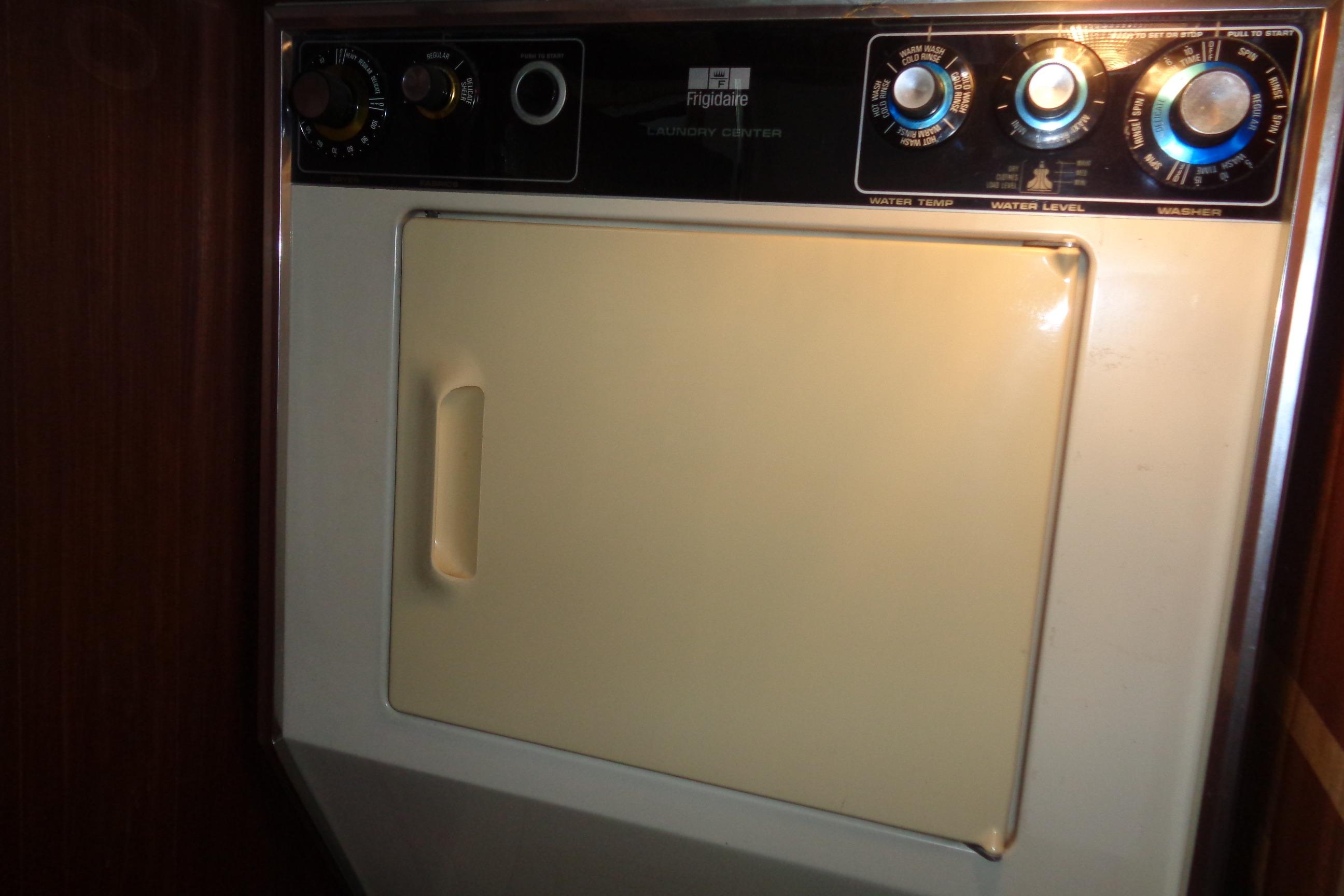 Vintage Frigidaire laundry center in 1981 Hatteras 48 Cockpit Motor Yacht.