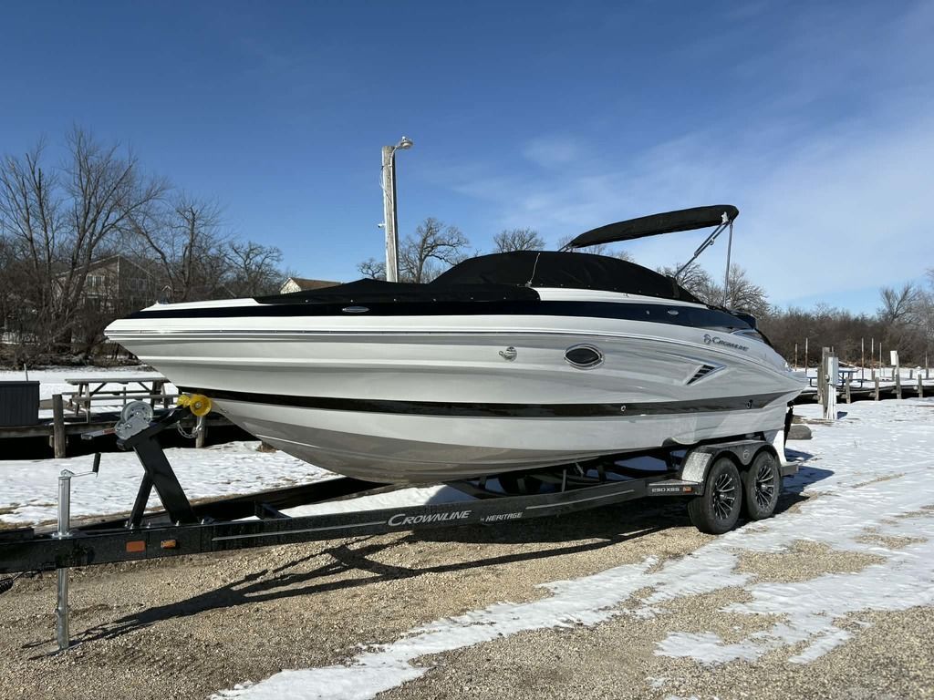 2026 Crownline 250 XSS