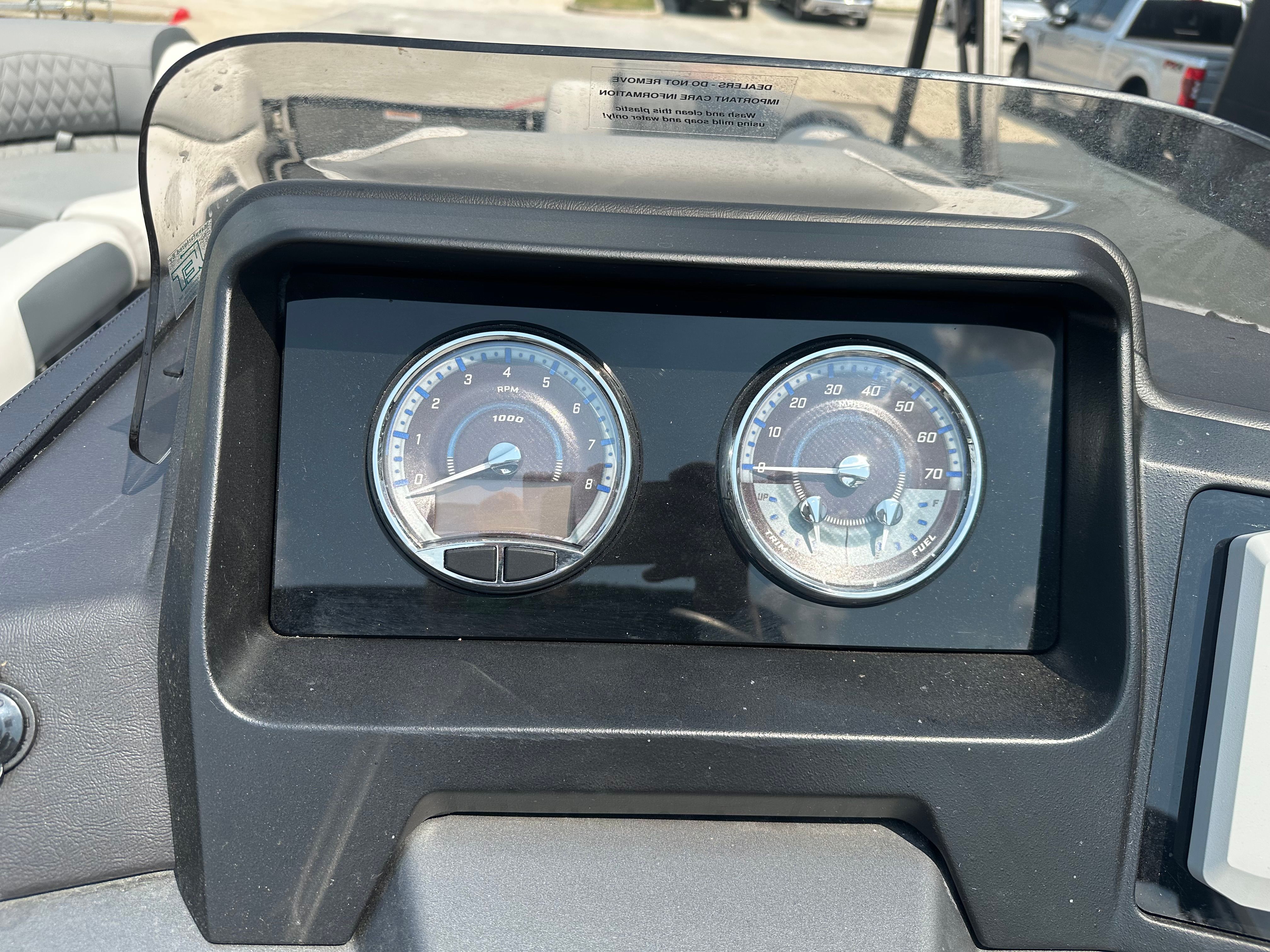 2025 Avalon Catalina Quad Lounge Shift - 23' - 22