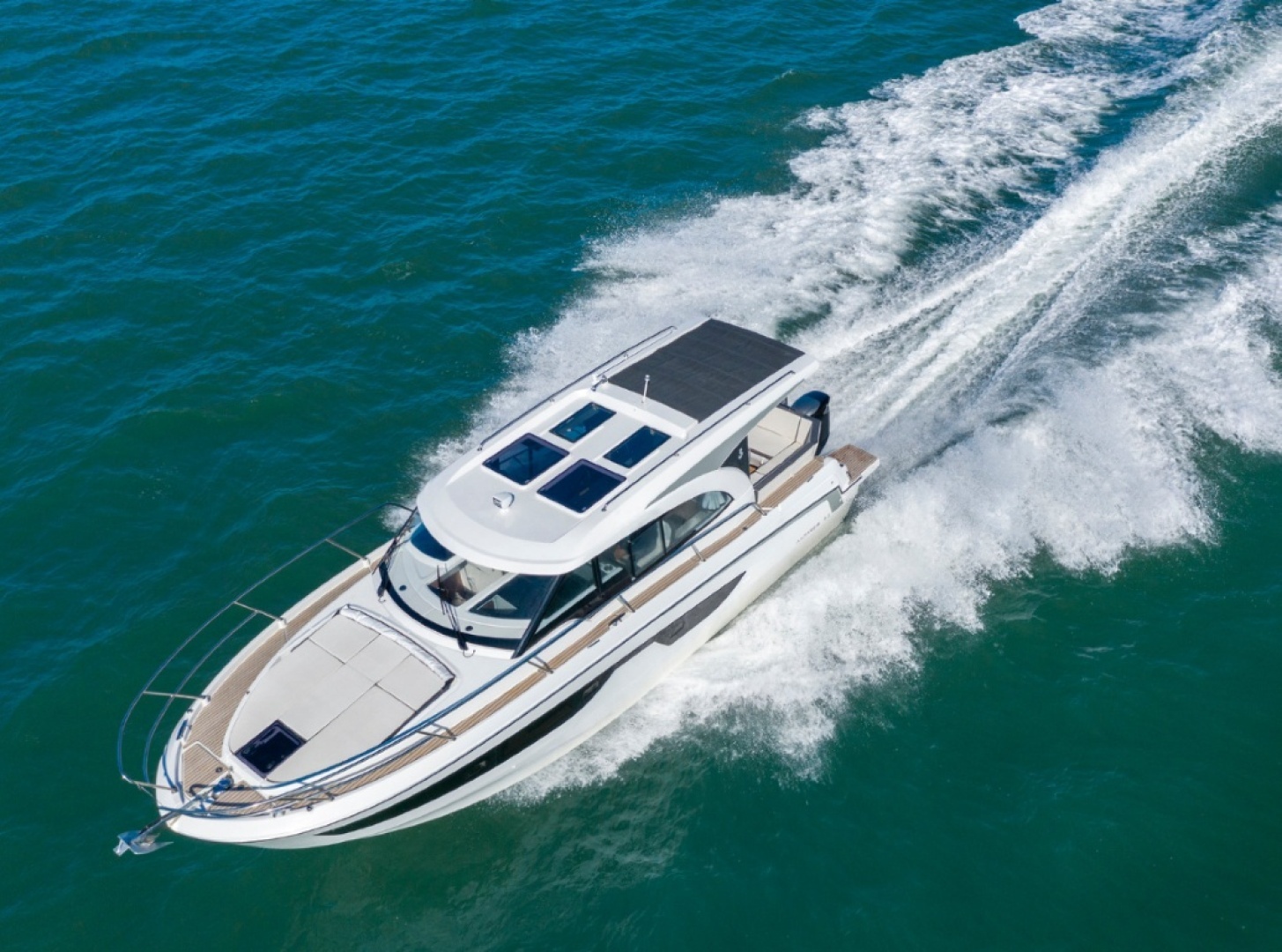 2023 Beneteau Antares 11 - Image 3