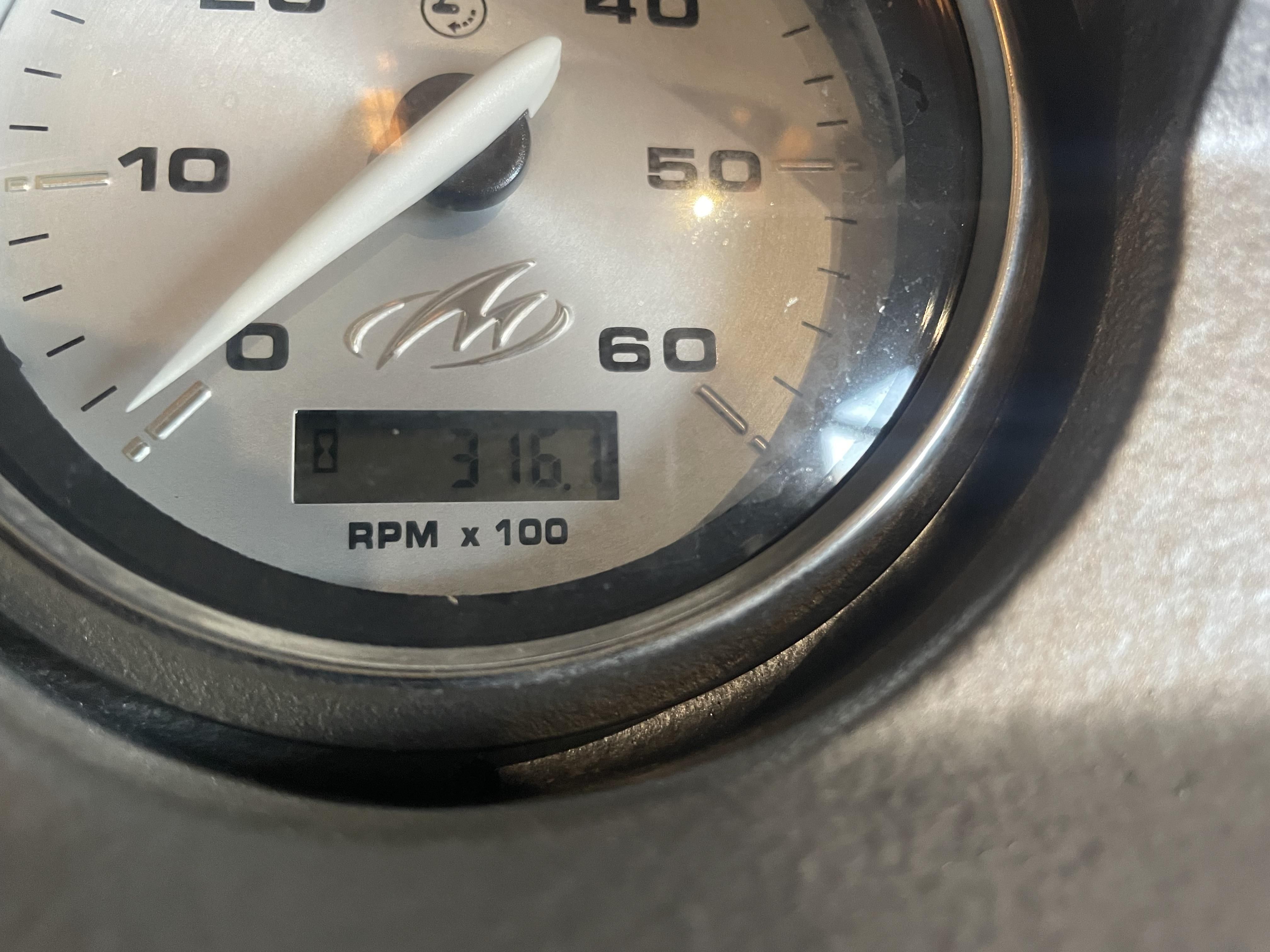 2006 Monterey 214FS - 15