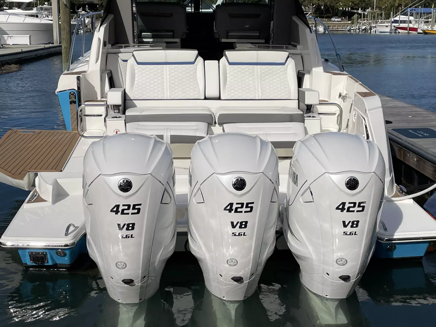2021 Tiara Yachts 43 LE - Image 19
