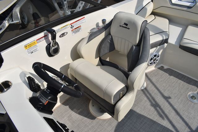 2024 Stingray 201 DC - 28