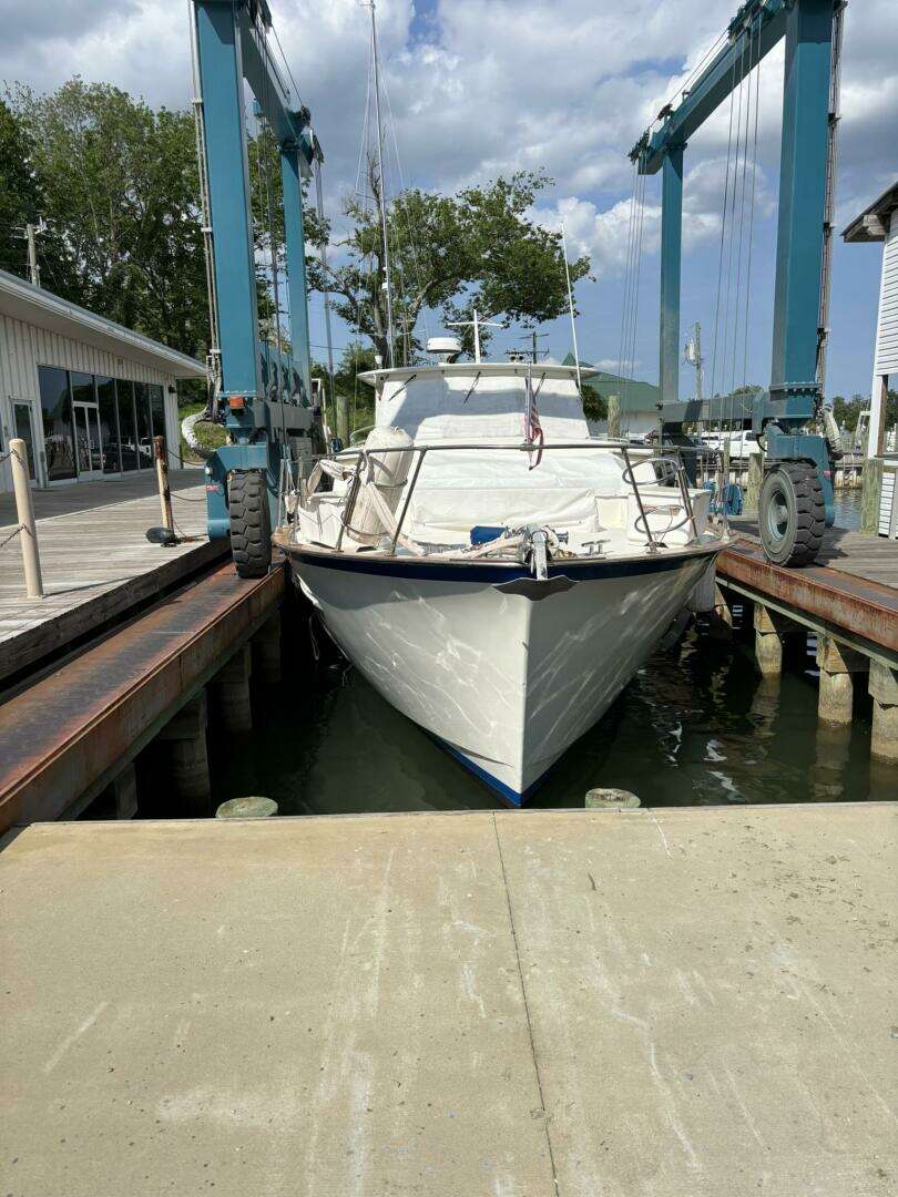 1972 Matthews 4 Flush Deck - Image 4