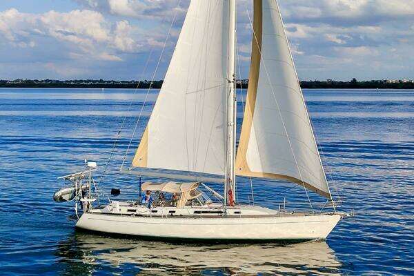 1991 Oyster Lightwave 48