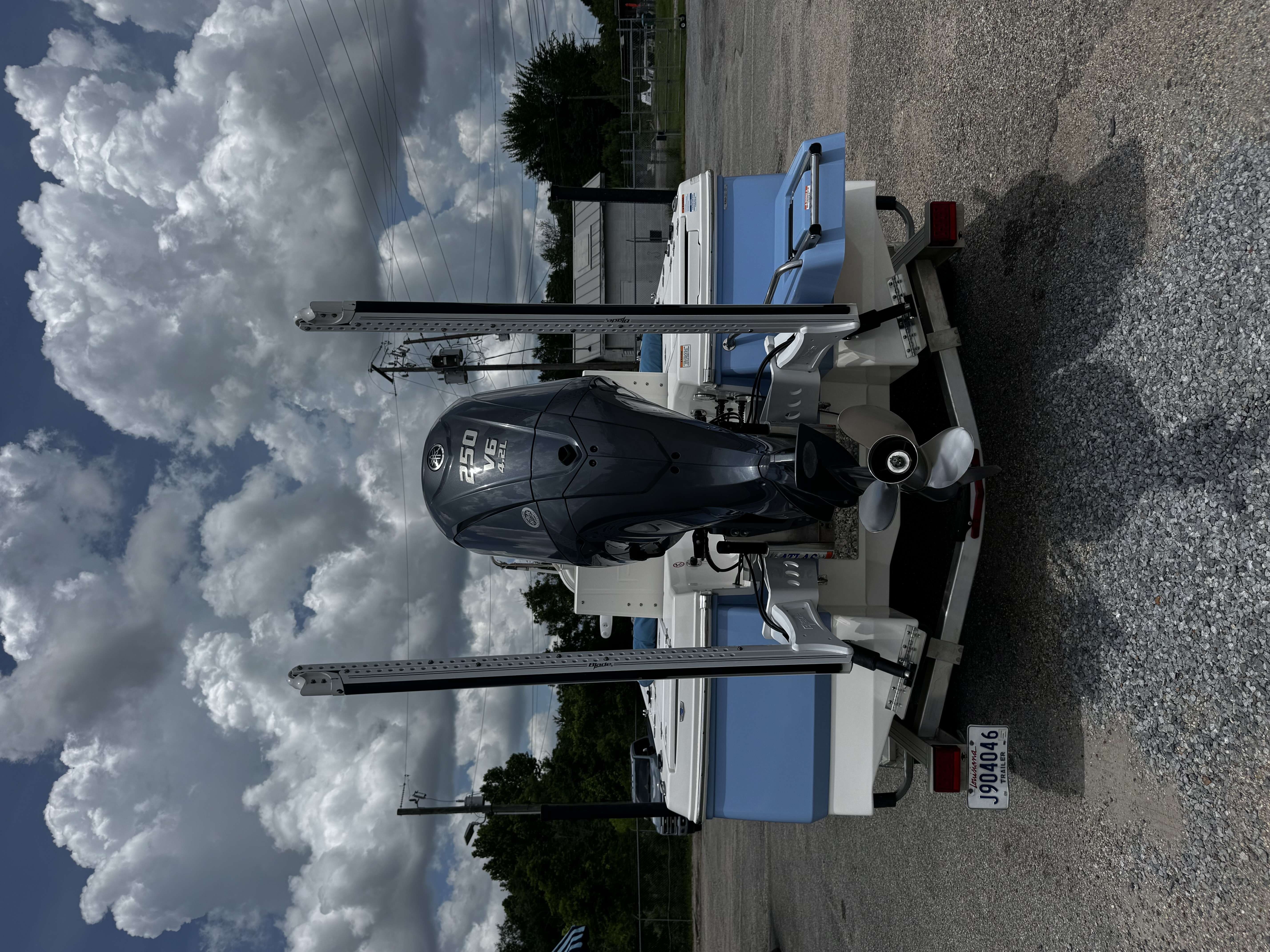 2022 Robalo Cayman 226 - 29