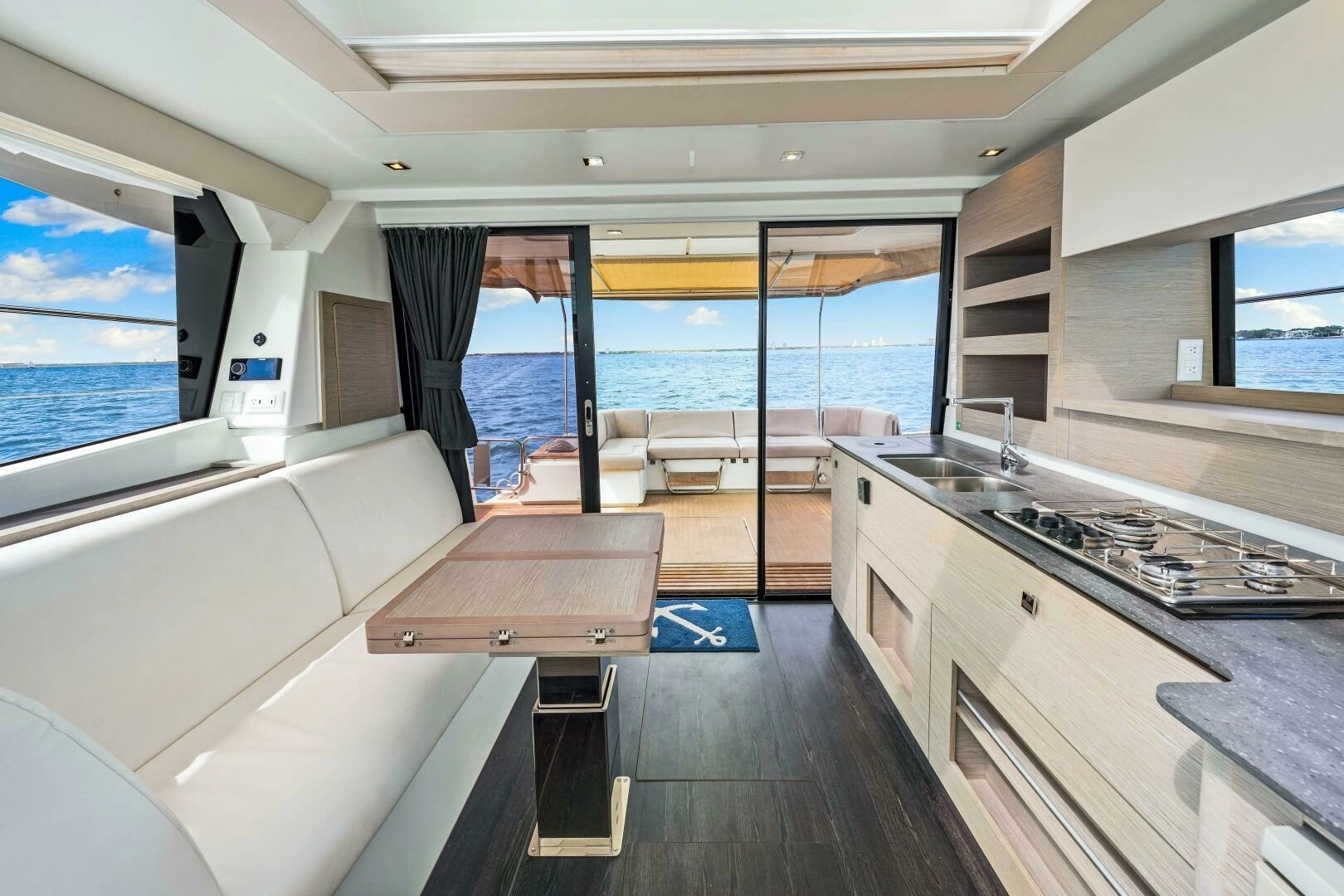 2021 Fountaine Pajot MY4.S - Image 14