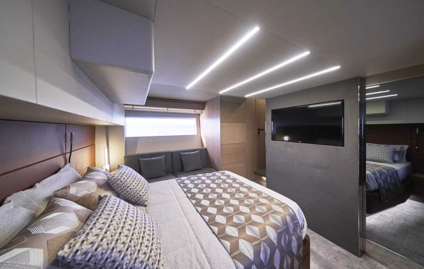 2022 Astondoa 52 Flybridge - Image 19