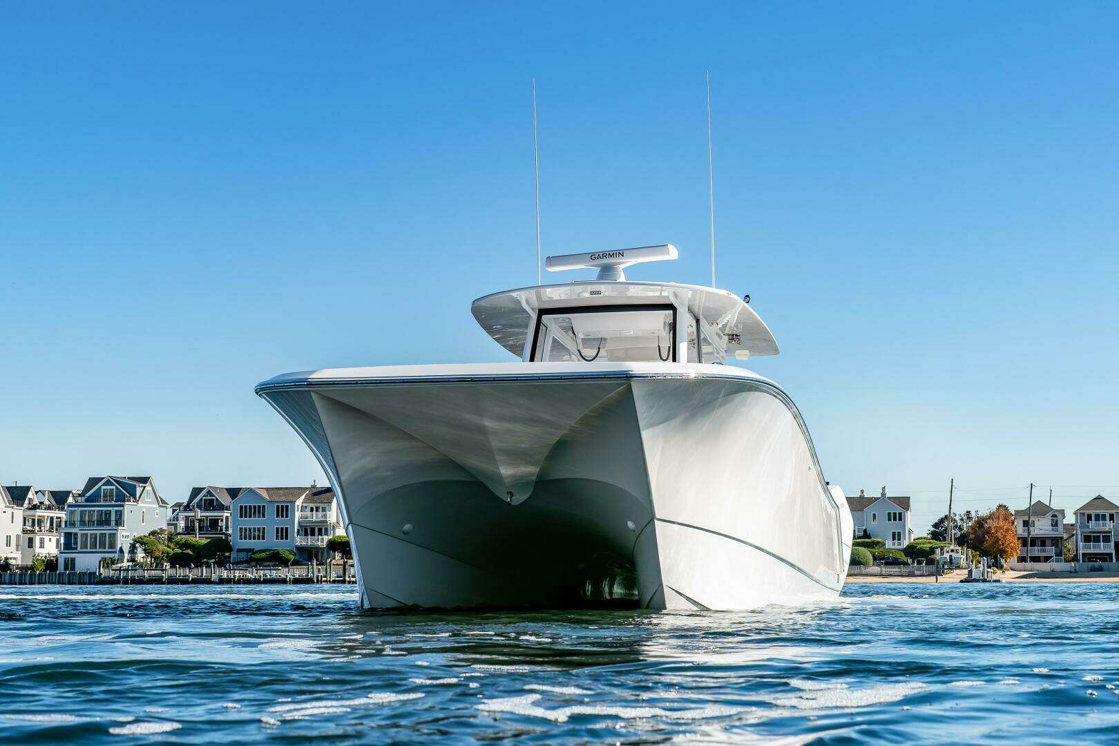 2025 Front Runner 43 Catamaran - Image 11