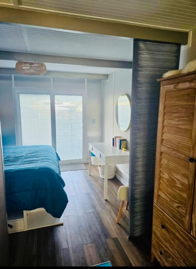 2023 Houseboat Modern Struktures MS400 - Image 7