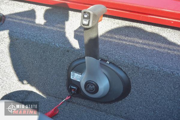 2024 Lowe Stinger 195 Bass boat throttle control, Mid-State Marine.