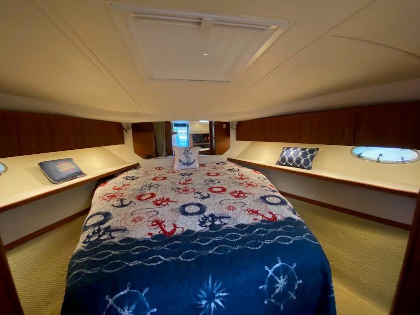 2004 Tiara Yachts 3500 Open - 12