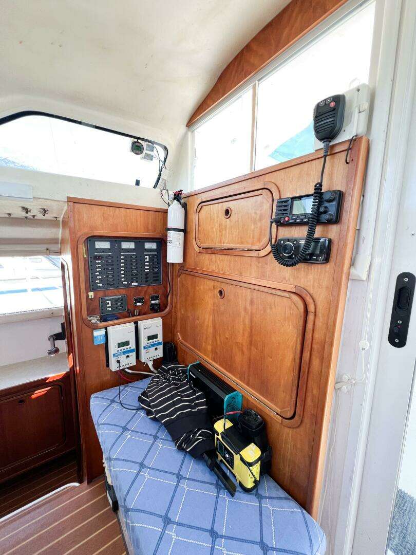 2012 TomCat 9.70 S - Image 20