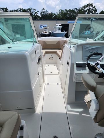 2017 Sailfish 275 DC - 21