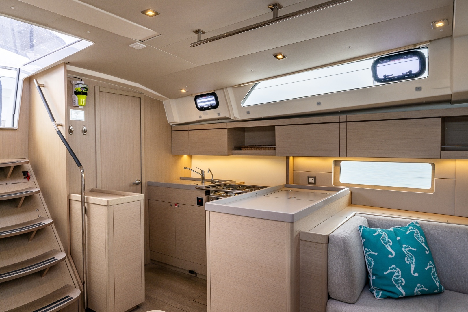 2020 Beneteau Oceanis 46.1 - Image 16