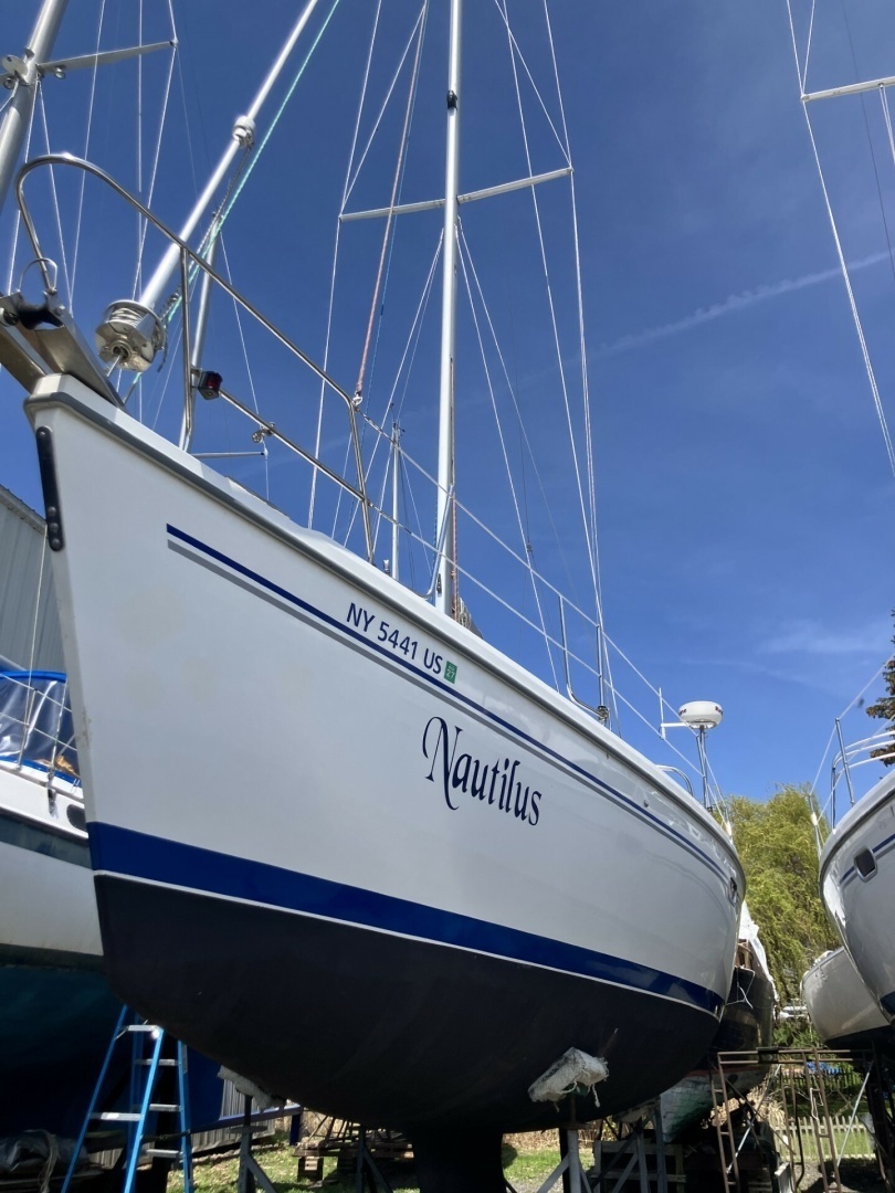 2004 Catalina Catalina 350 - Image 65