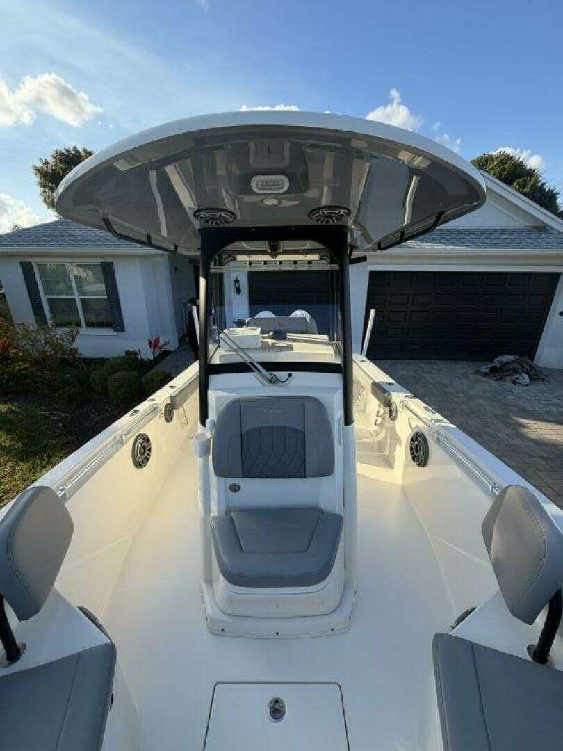 2024 Cobia 240 CC - Image 17