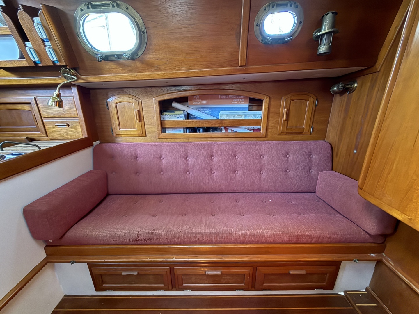 1987 Pacific Seacraft — - Image 27