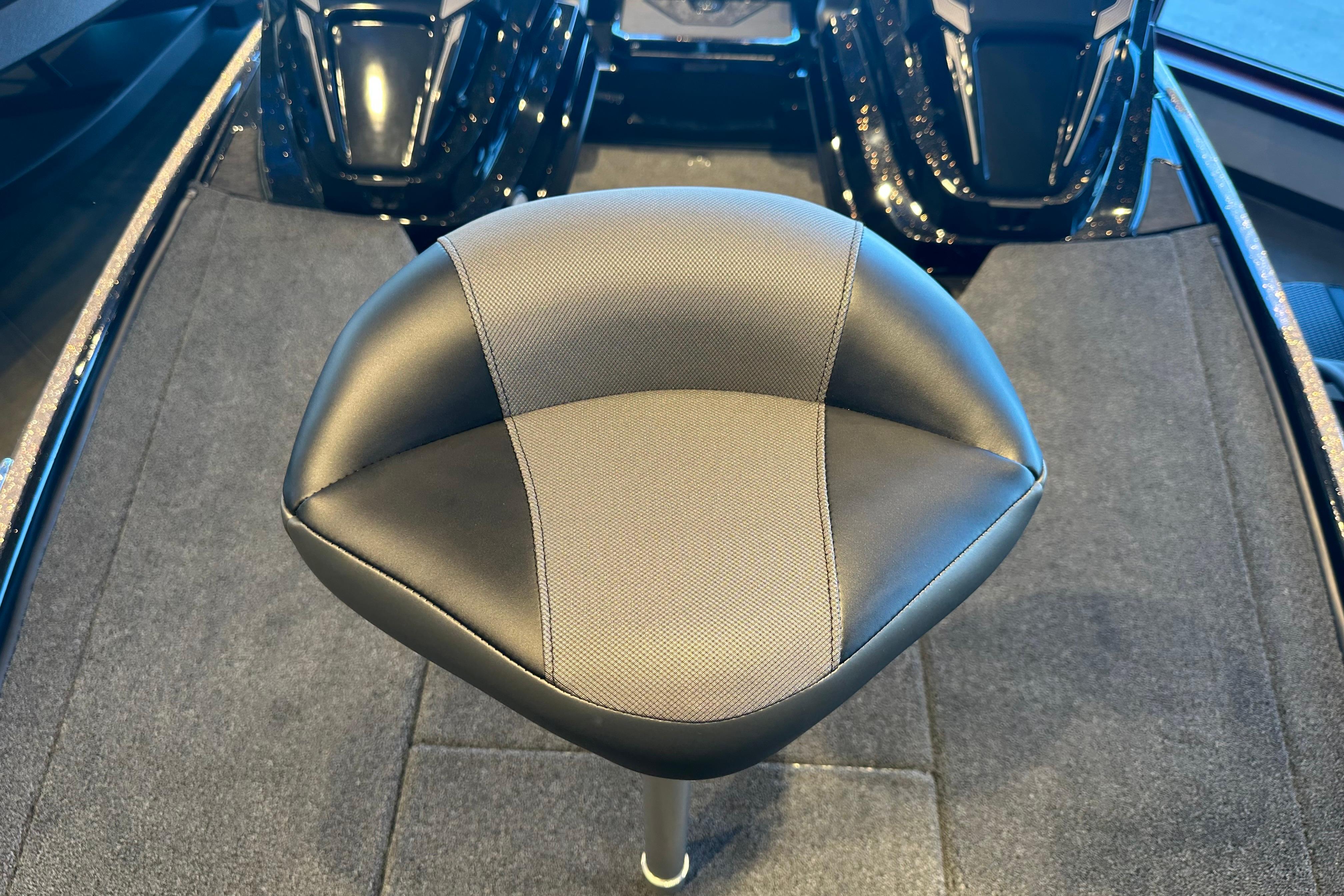 2026 Nitro Z19 XL boat seat with sleek black and gray design.