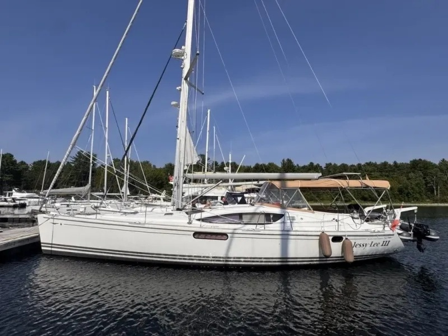 2011 Jeanneau 50 Deck Saloon - Image 4