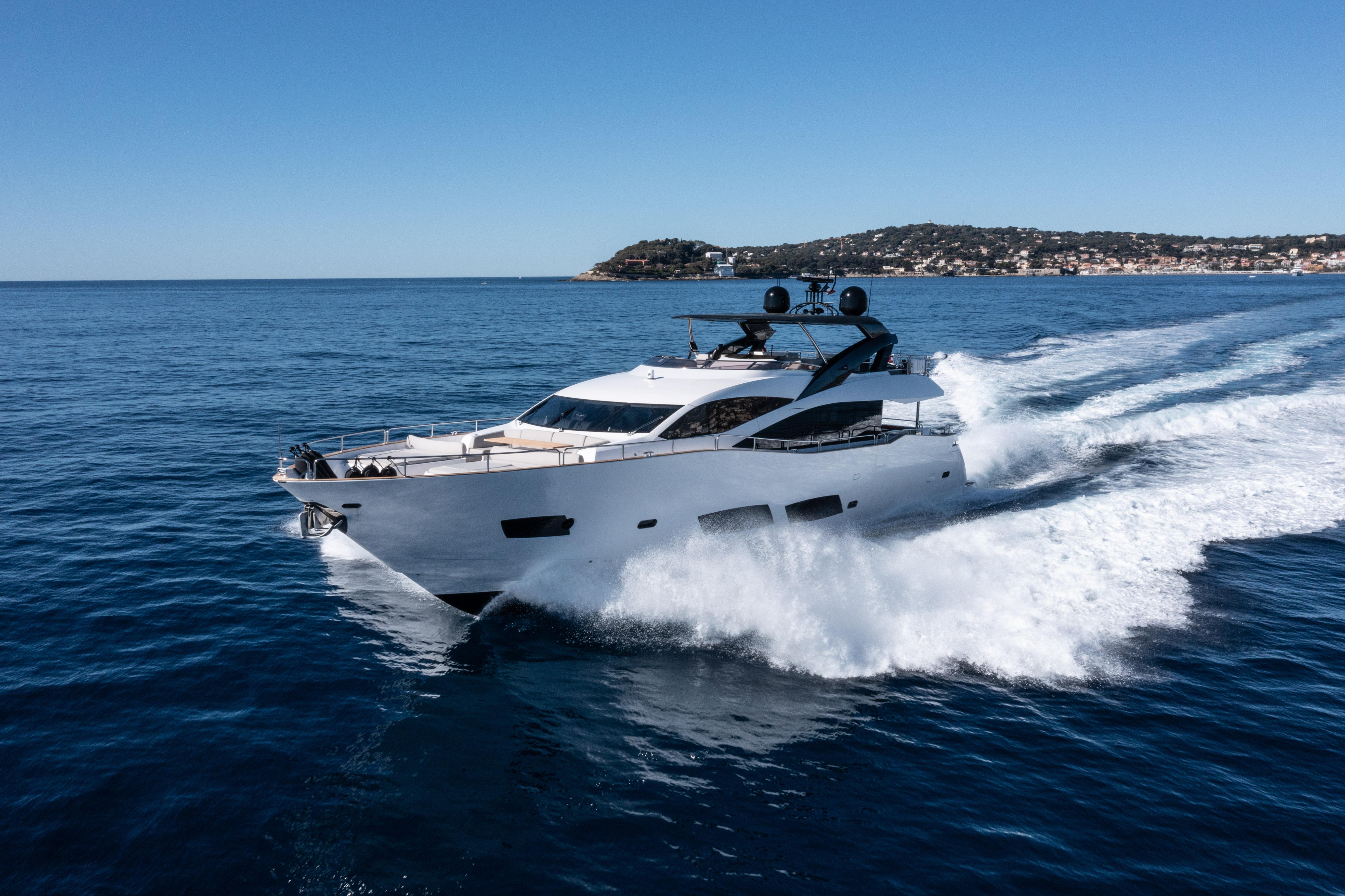 2013 Sunseeker 28 Metre Yacht