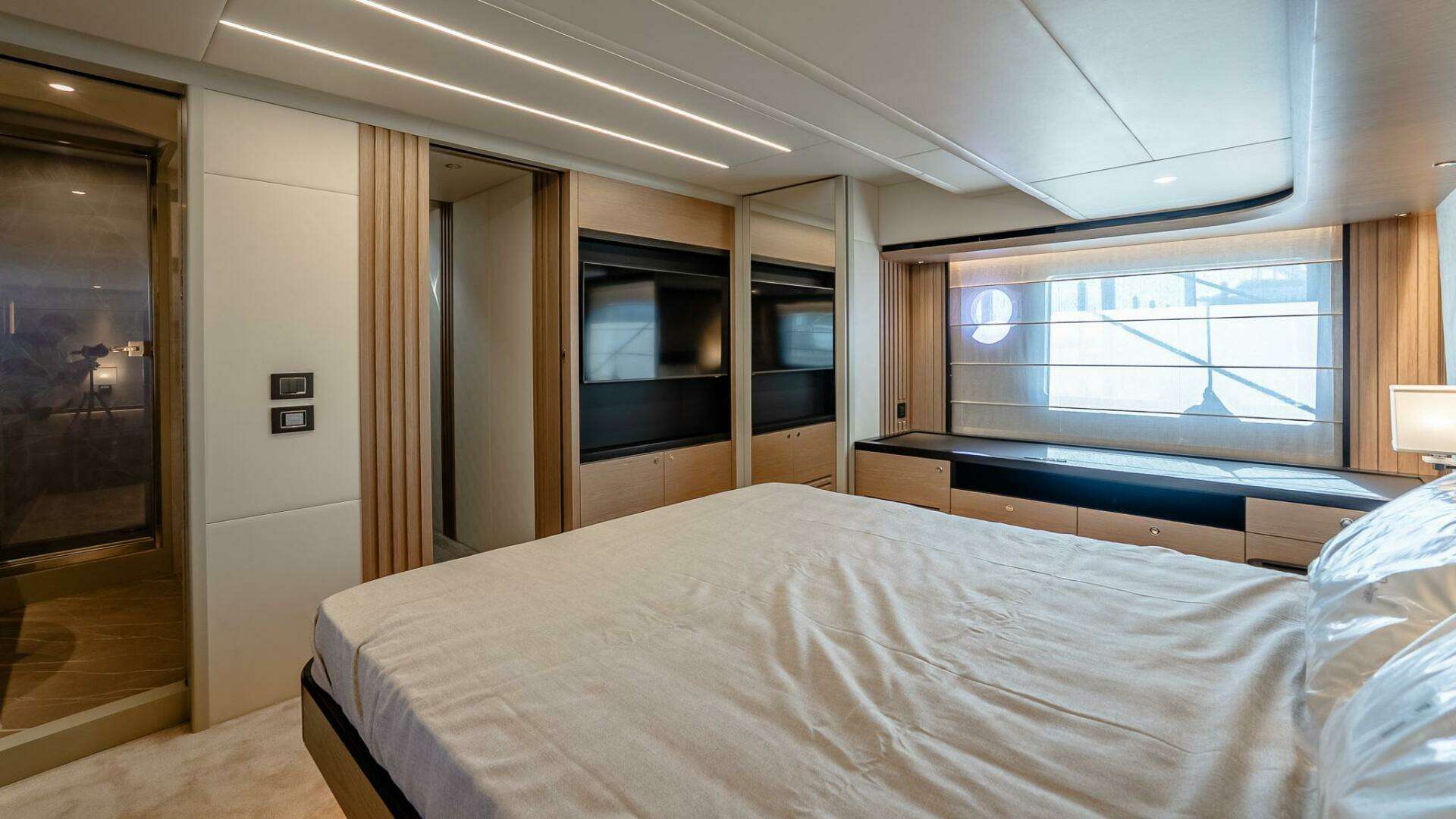 2026 Absolute Navetta 58 - Image 36