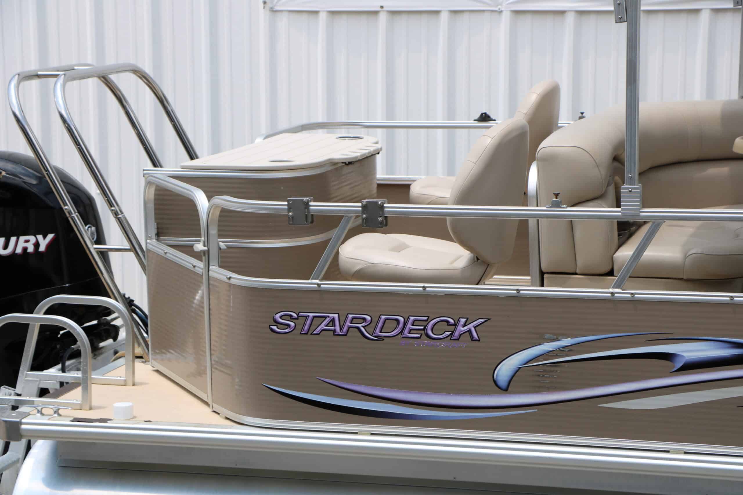 2011 Starcraft Stardeck 226 CRUISE N FISH - 11