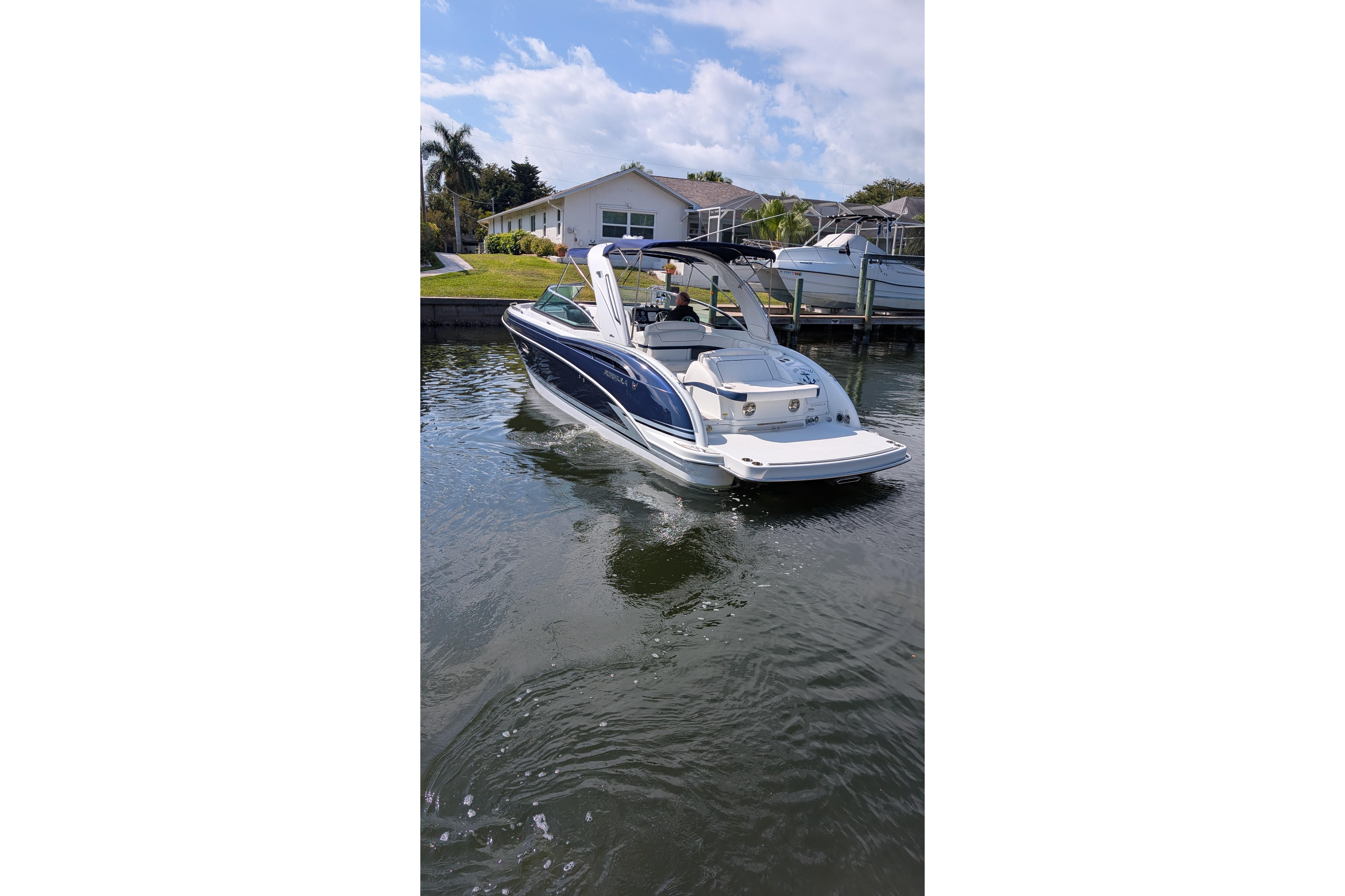 2014 Formula 310 Bowrider - 5