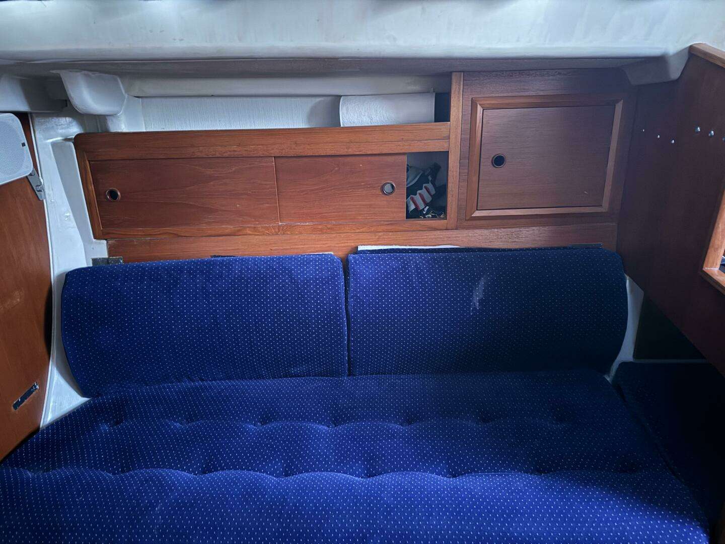 1985 Sadler 34 - Image 30