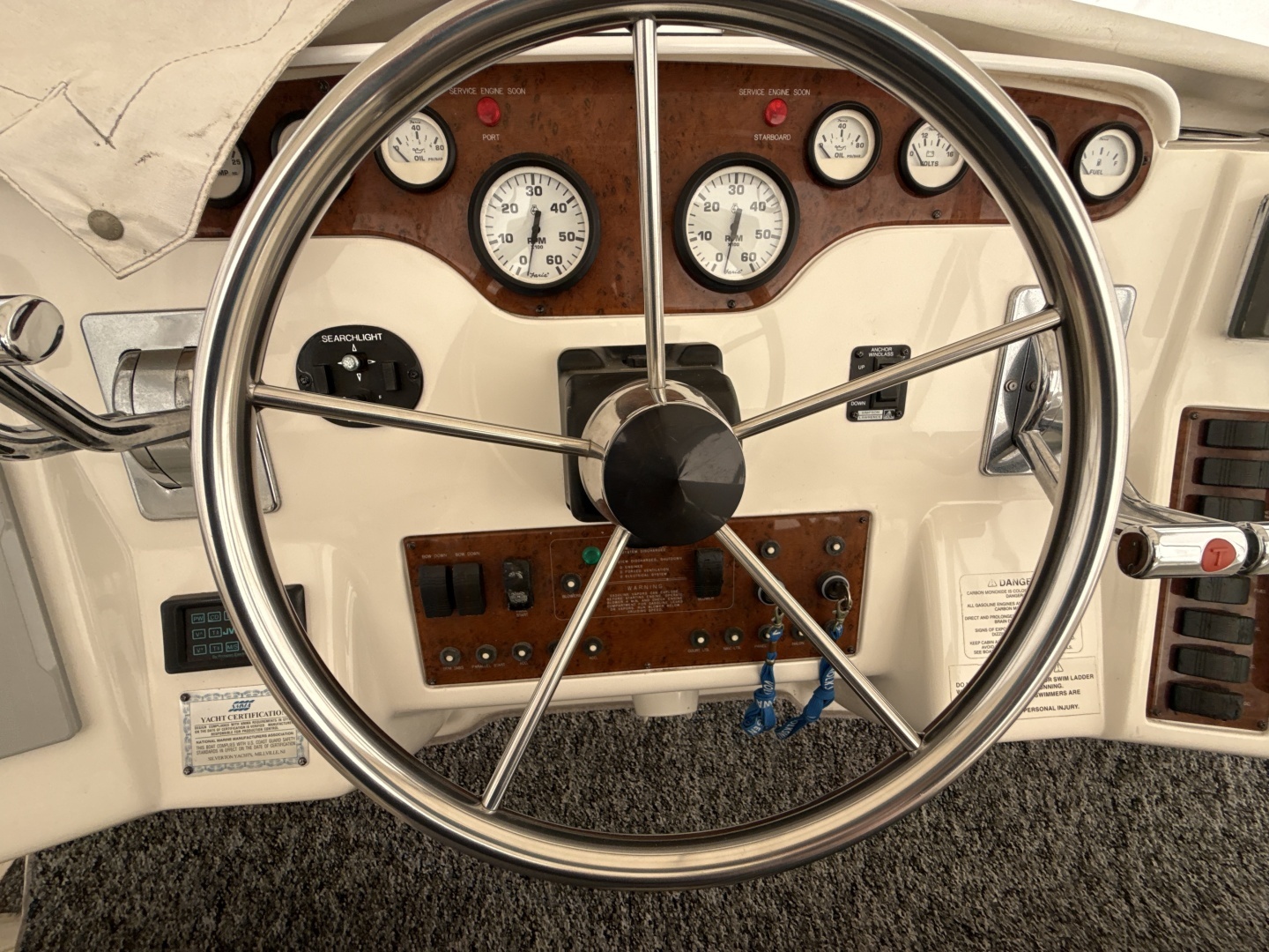 1999 Silverton 422 - Image 29
