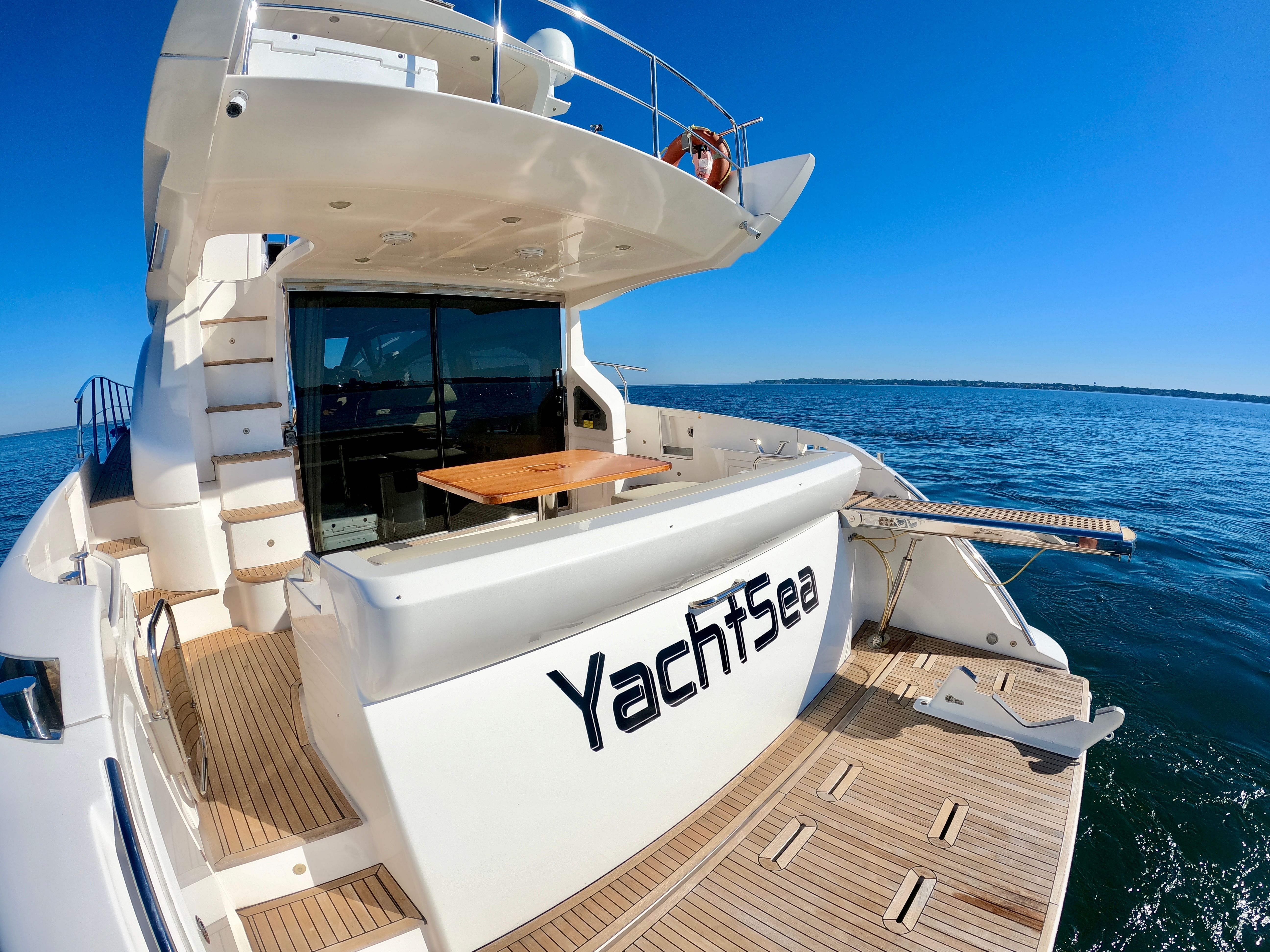2011 Azimut Flybridge - 10