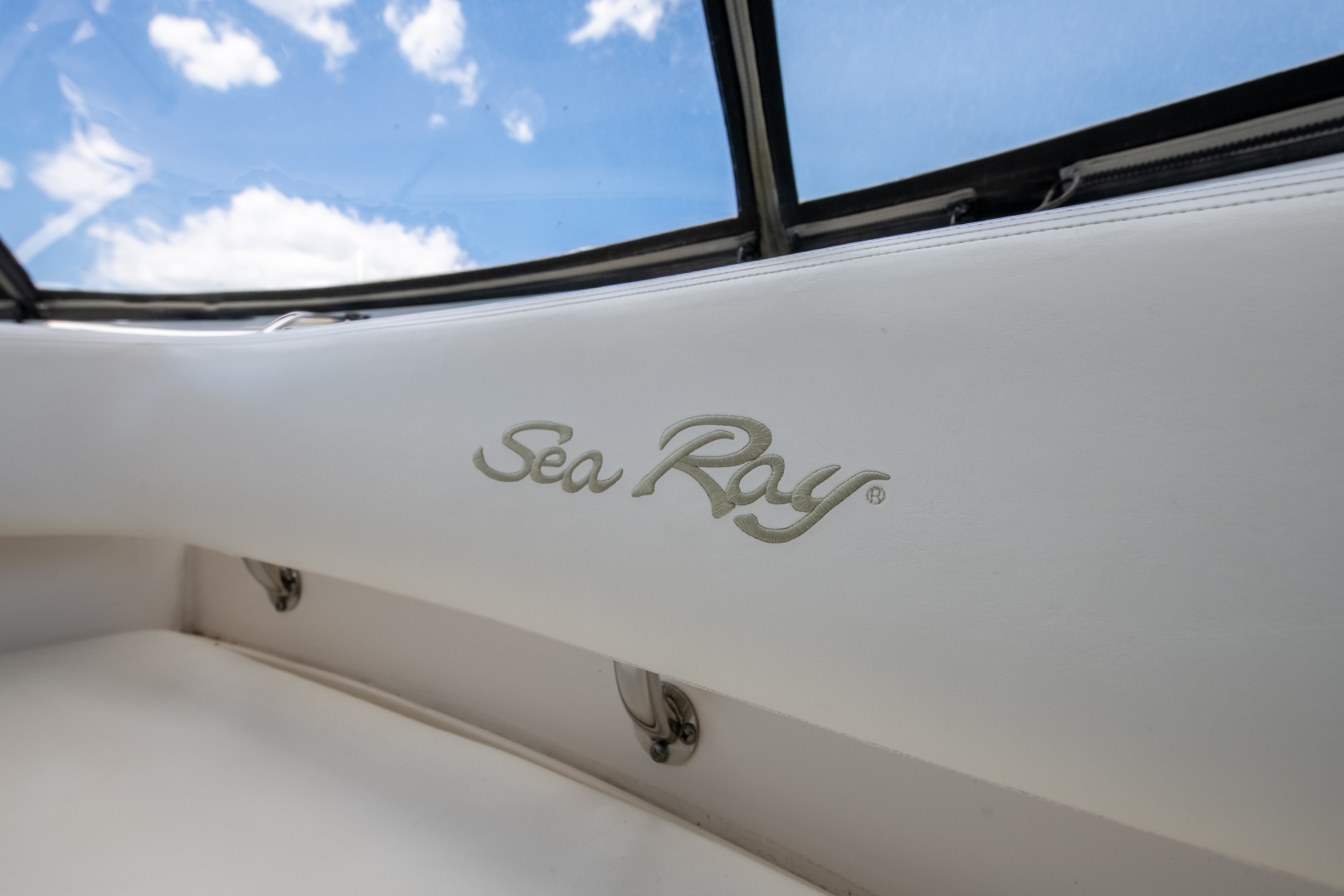 2004 Sea Ray 480 Sedan Bridge - Image 49