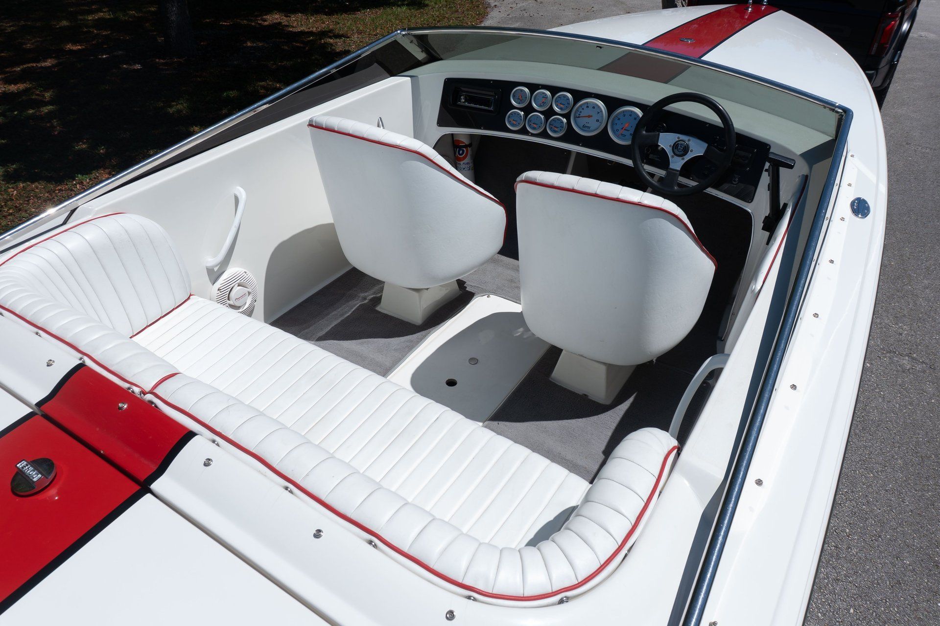 1994 Donzi 22 Classic - 4