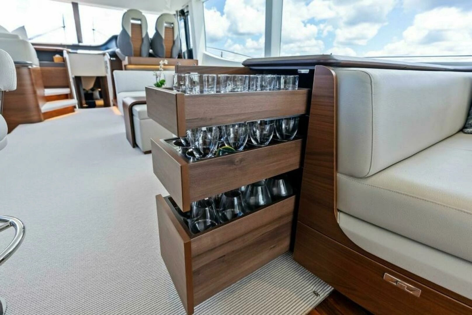 2024 Princess Y72 Motor Yacht - Image 60