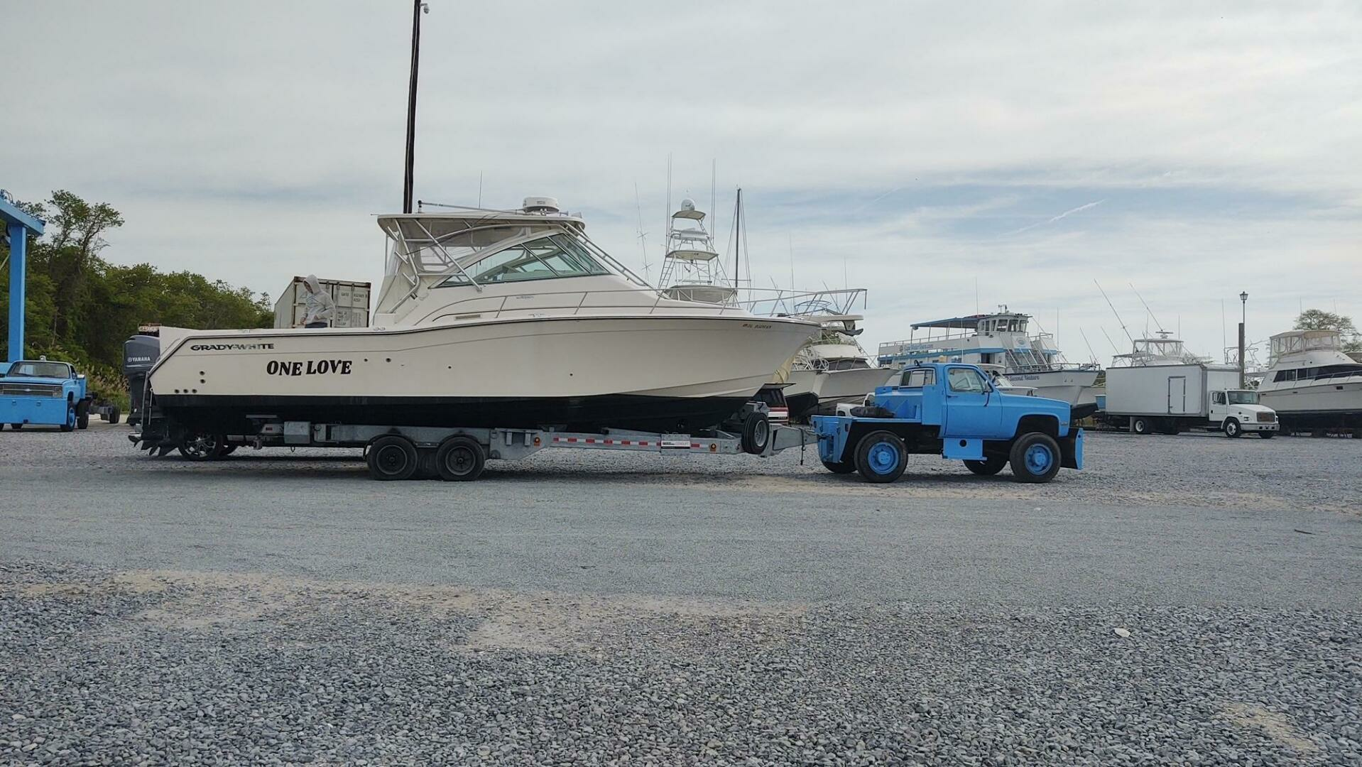 2006 Grady-White Express 360 - Image 4