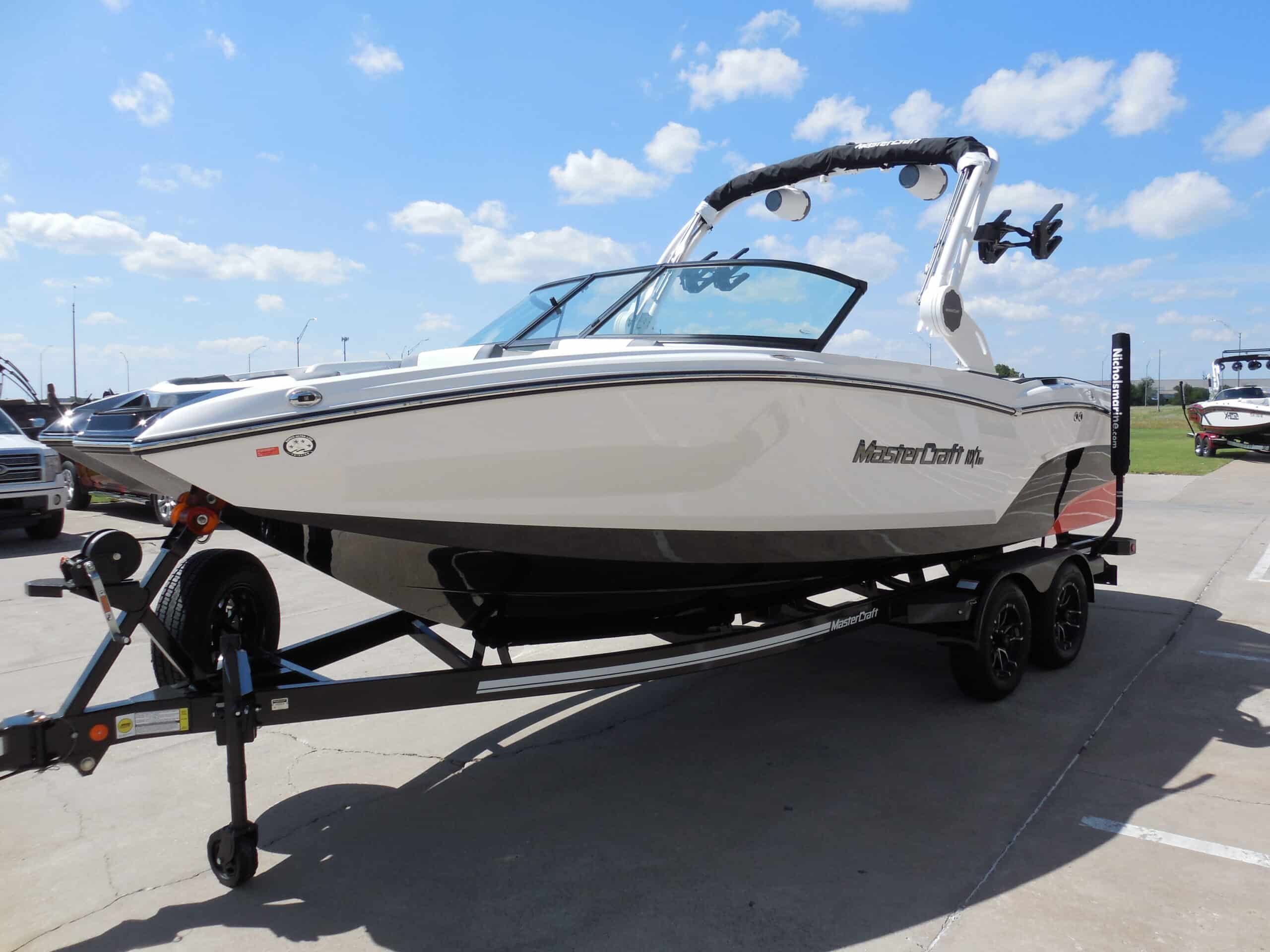 2026 MasterCraft NXT22 - 8