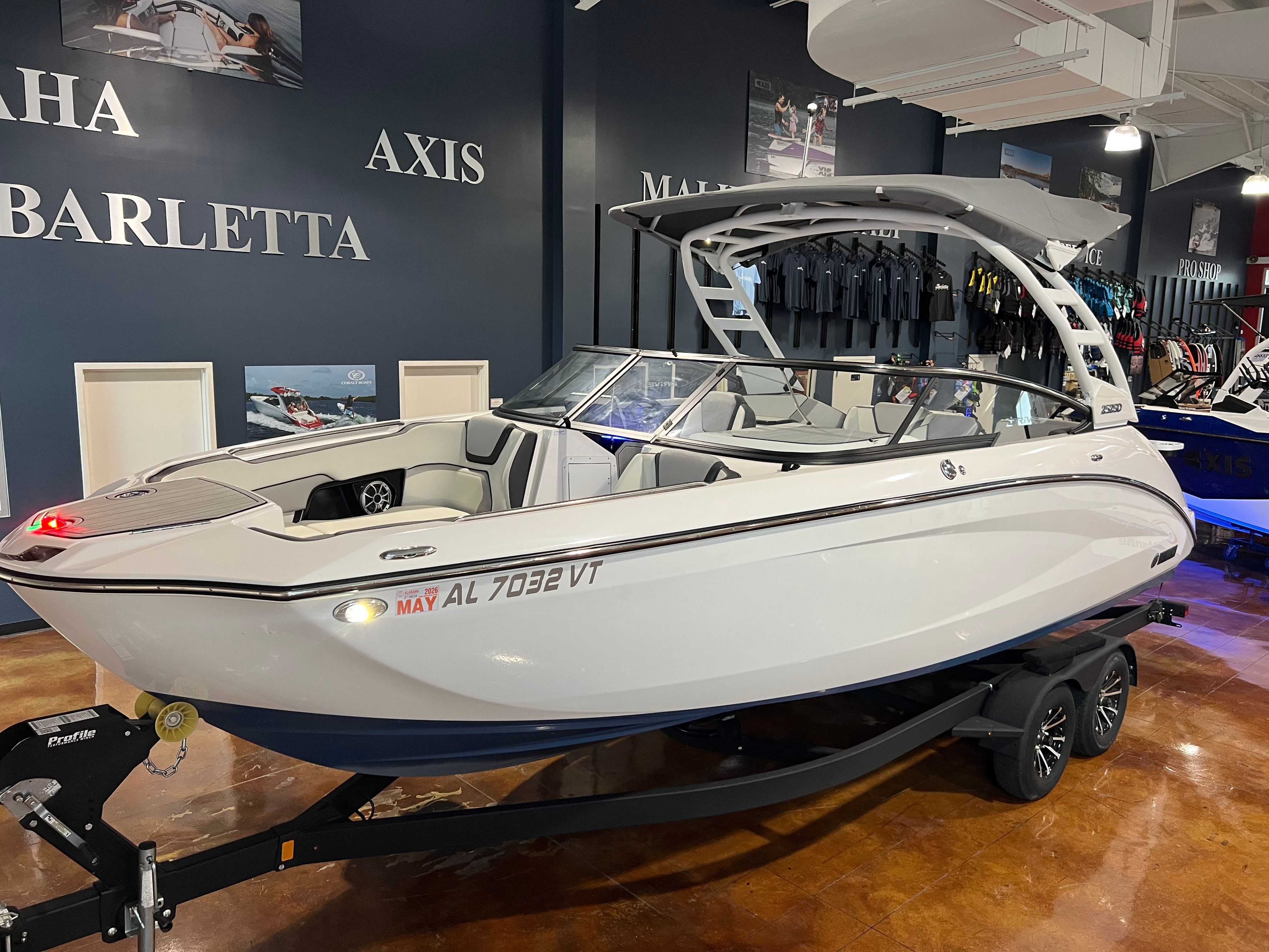 2023 Yamaha Boats 252SD