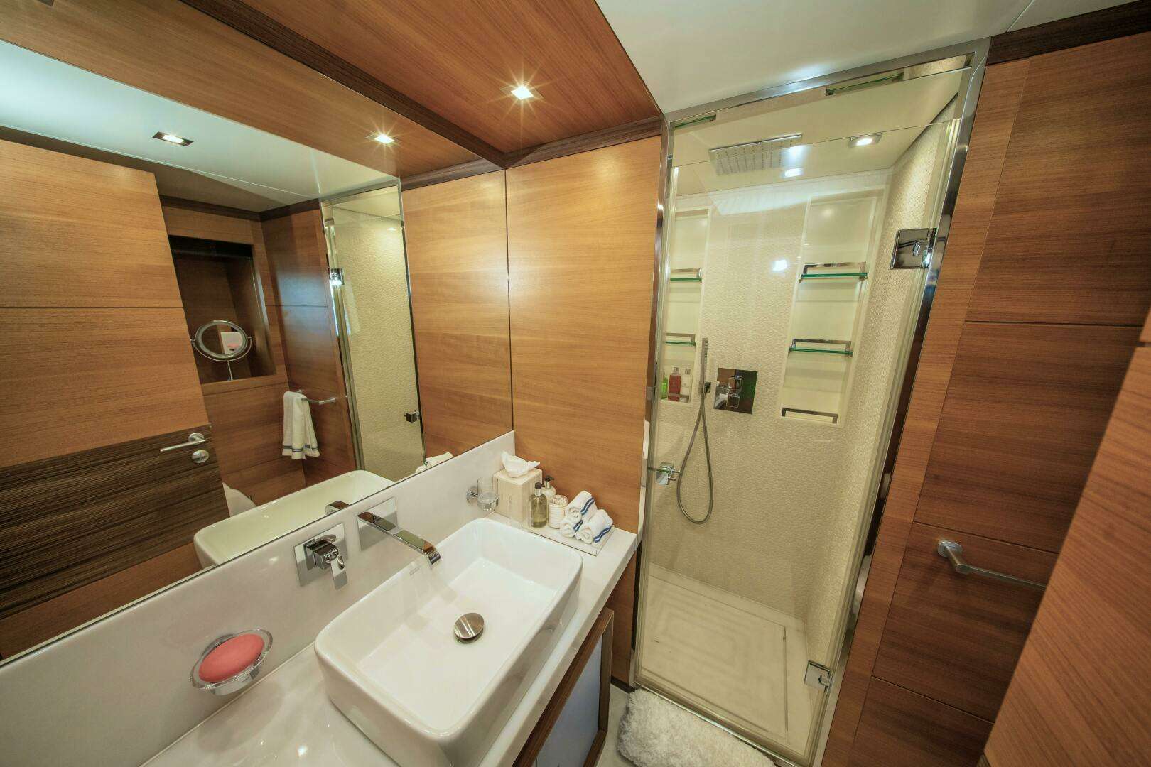2015 Benetti Benetti Tradition Supreme 108 - Image 19