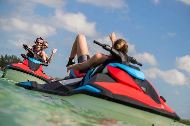 2025 Yamaha WaveRunner Jetblaster DLX (2)